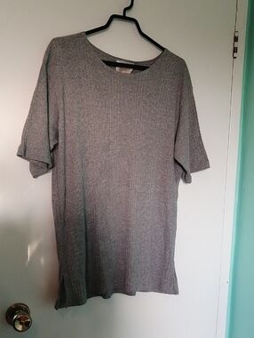 🍁Tradition Collection Grey Long T-shirt